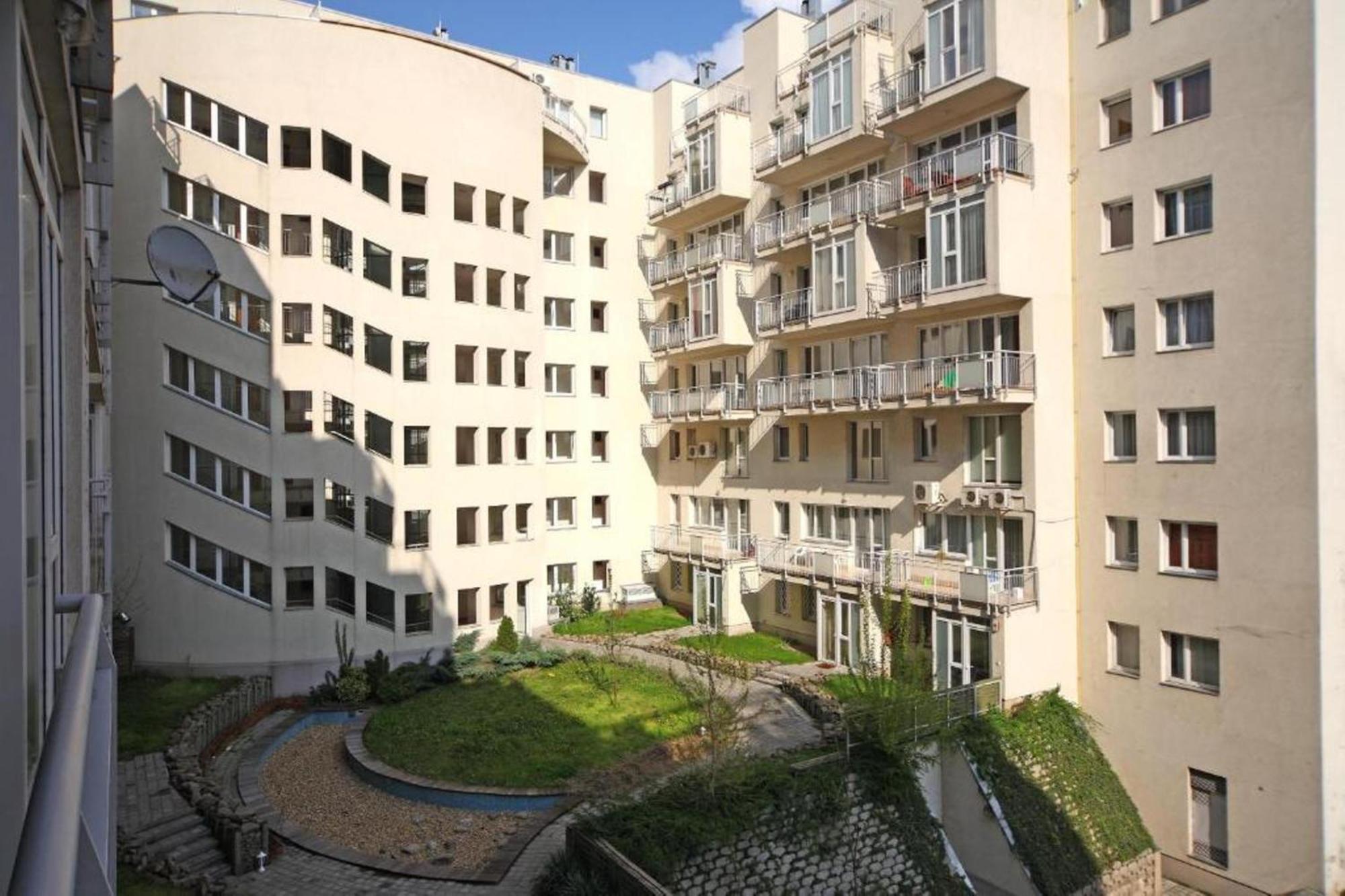 Agape Apartments, Budapest